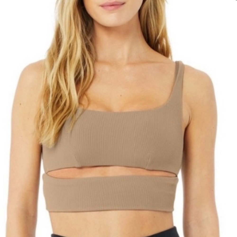 ALO Yoga Tan Crop Top